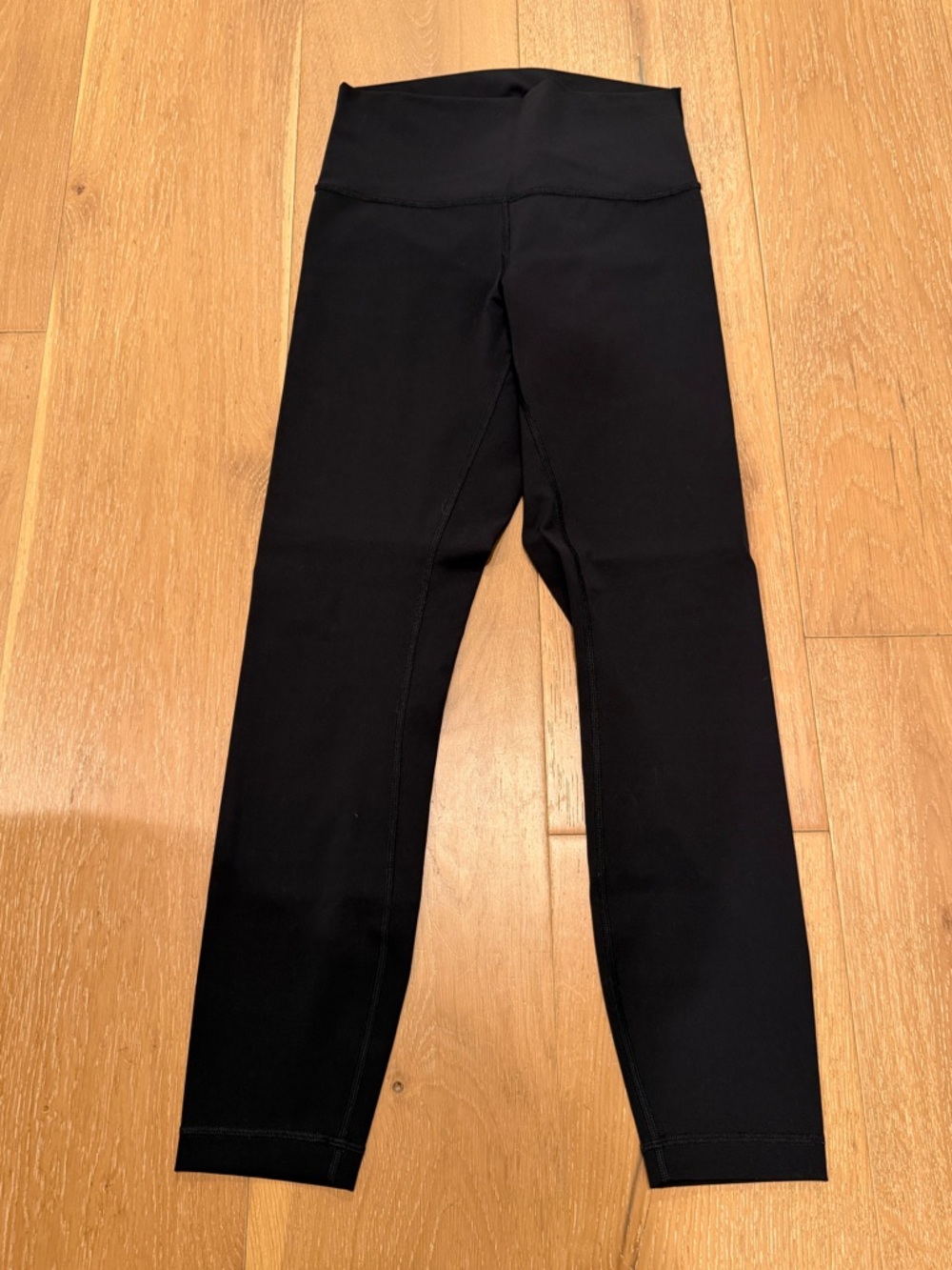 Lululemon Leggings - size 6